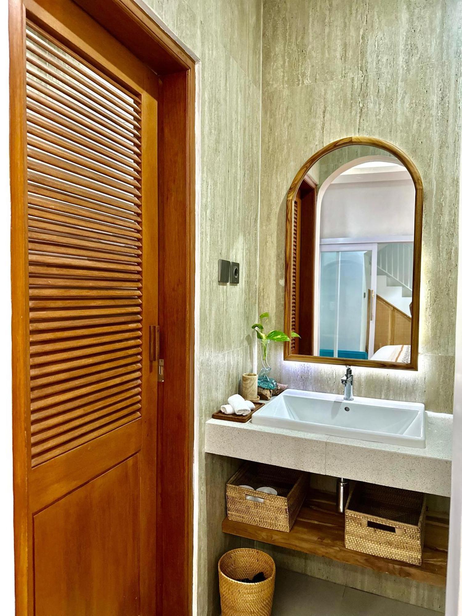 Tirta Mumbul Villa バドゥン エクステリア 写真